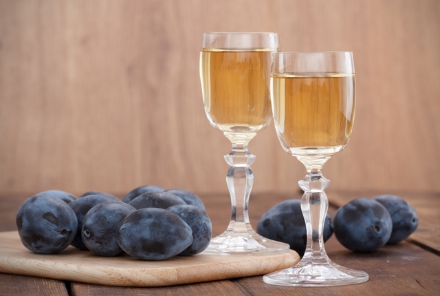 Домашнее вино из сливы – рецепт и технология приготовления